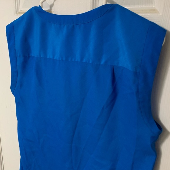 Half Button-Up Blouse - Picture 4 of 8